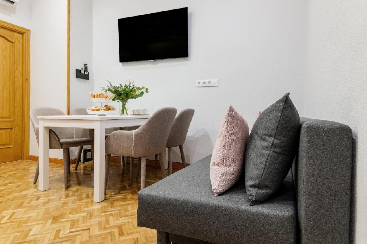 Centrico Apartamento Con 3 Banos En Puerta Del Sol Y Atocha Мадрид Екстер'єр фото